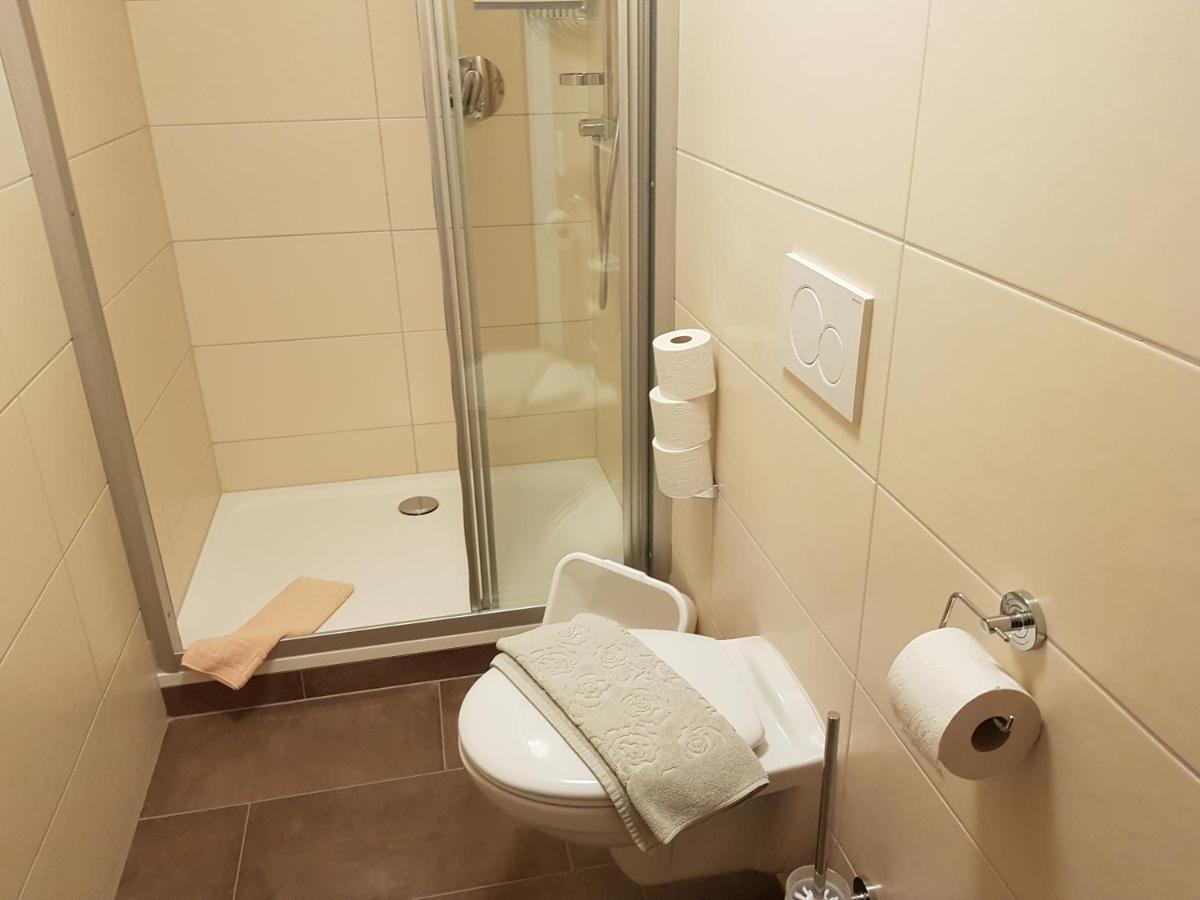 Gaestehaus Rass 로페르 외부 사진